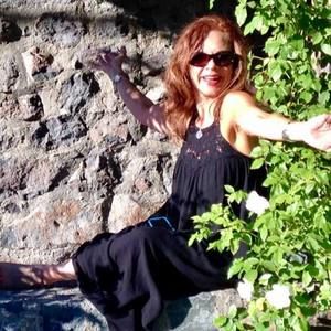 Meet your Posher, Debra